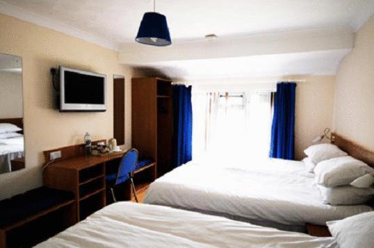 בישופס סטורטפורד Stansted Inn מראה חיצוני תמונה