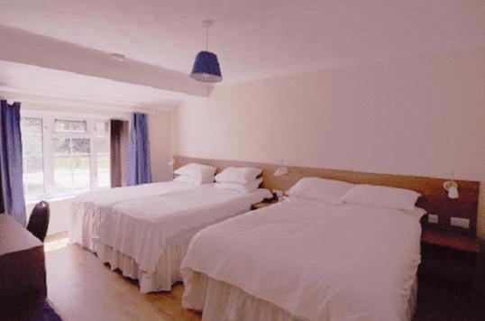 בישופס סטורטפורד Stansted Inn מראה חיצוני תמונה